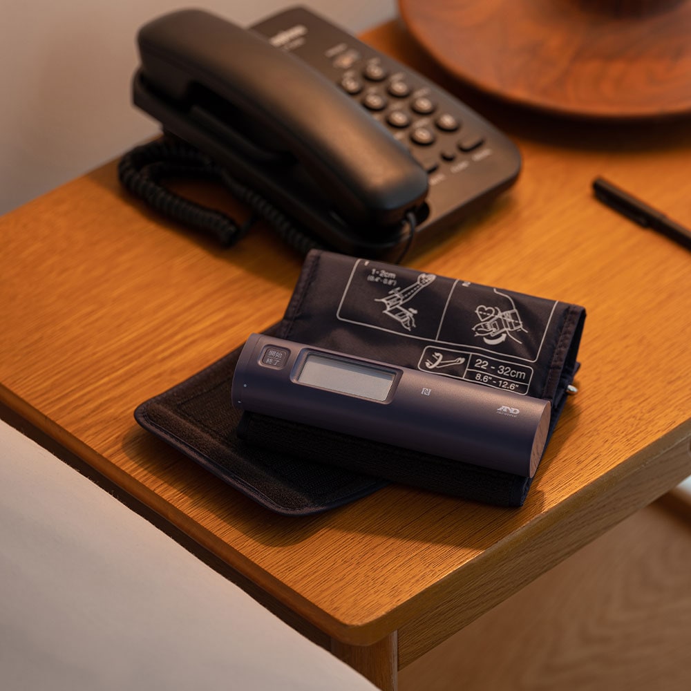 上腕式血圧計 UA-1100NFC
