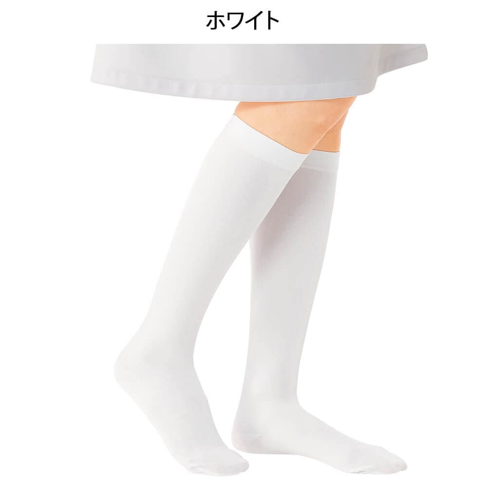 跡が気になる方におすすめしたい着圧ハイソックス