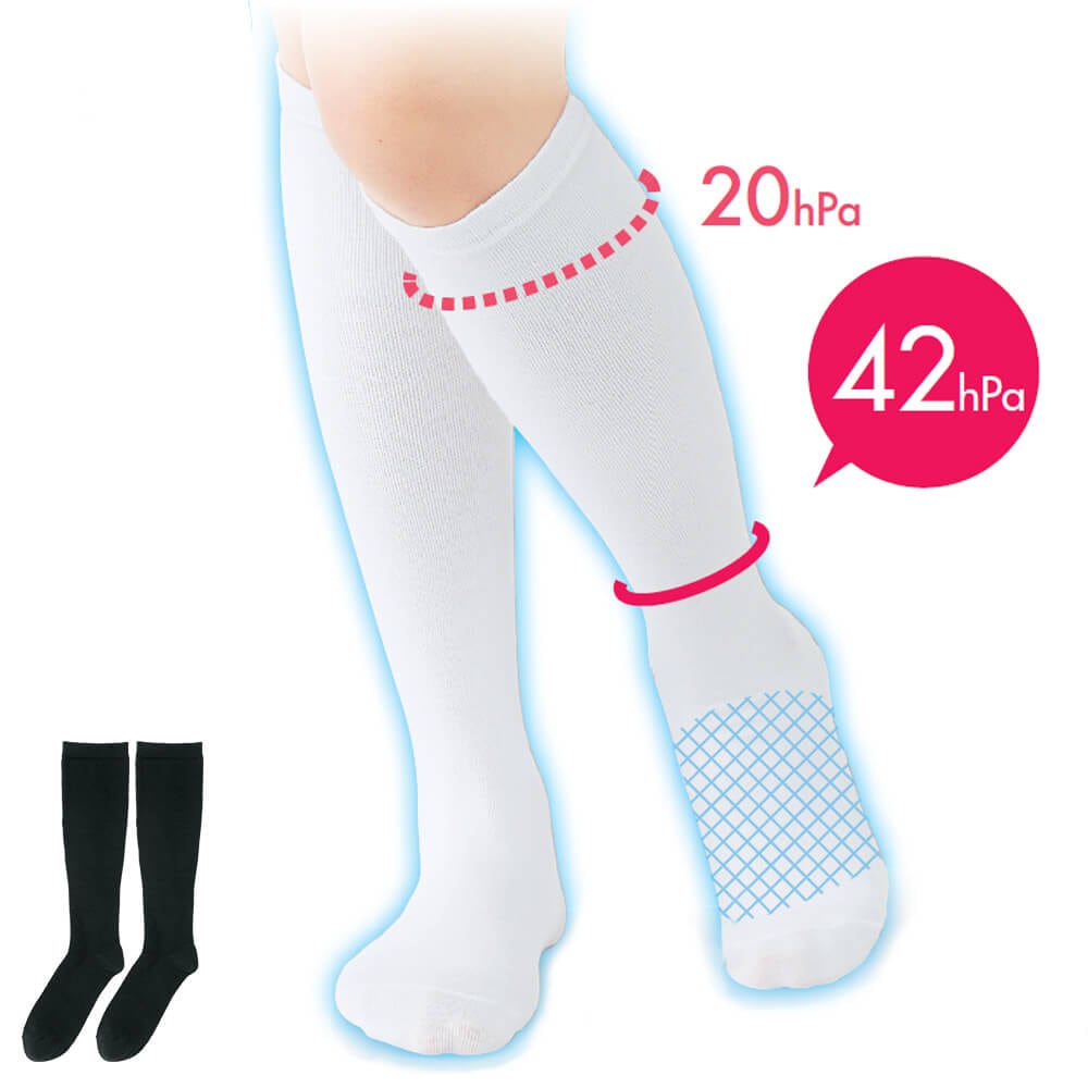 超ドライでクールな着圧ハイソックス