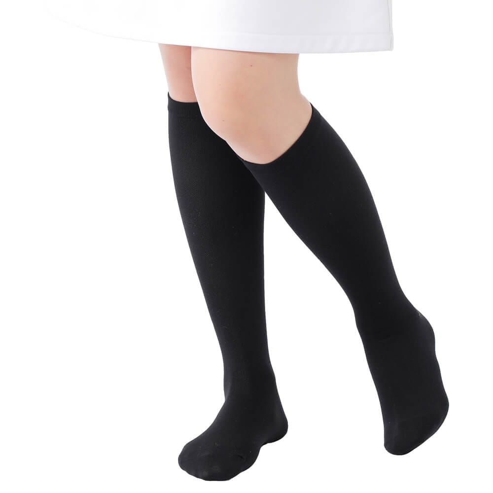 超ドライでクールな着圧ハイソックス