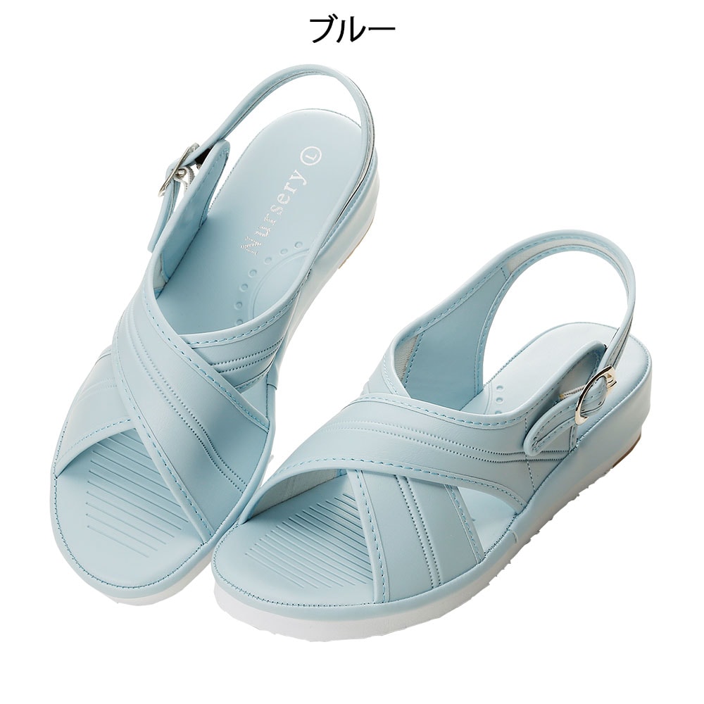 ナースリークロスサンダル