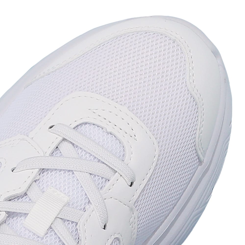 履いた瞬間ひんやり冷感スニーカーシューズ