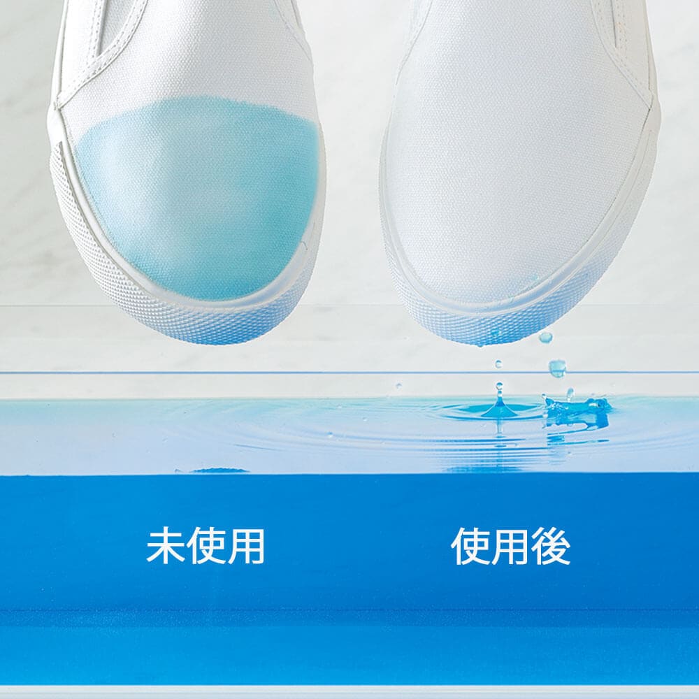 スプレーするだけでハスの葉効果、驚異の撥水力！
