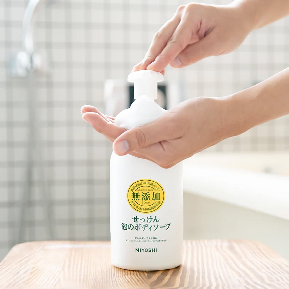 無添加せっけん 泡のボディソープ