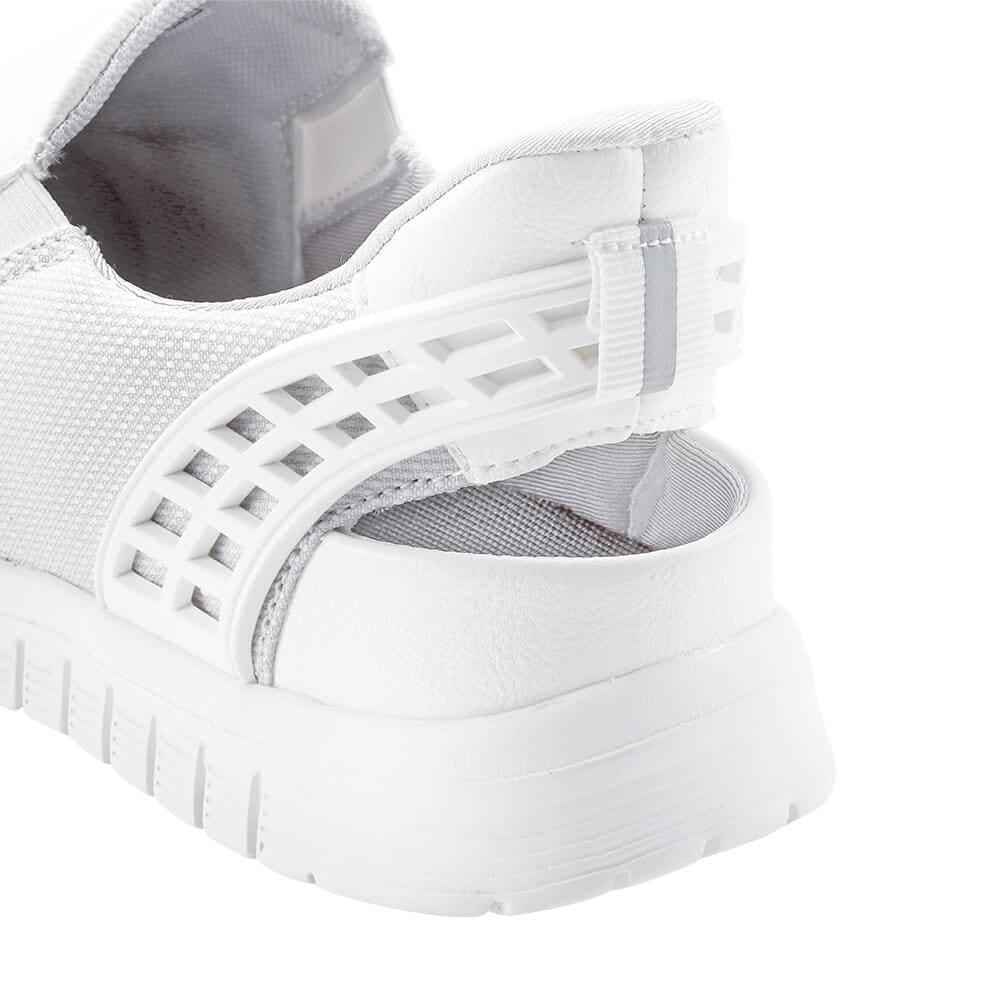 ヒールバーでかかとを支える