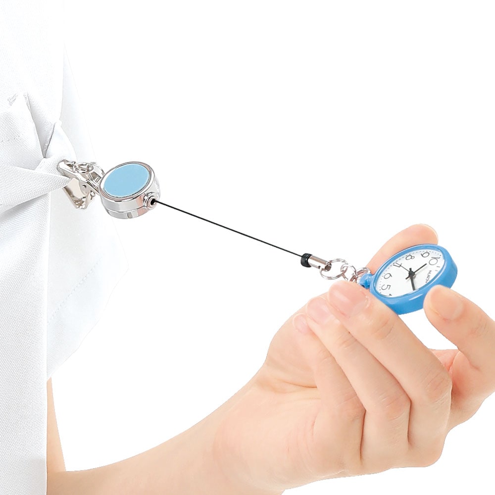 ウェアやバッグのポケットに付けても見やすい