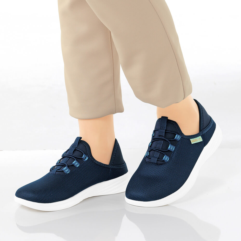 ラクライト超極軽スニーカー