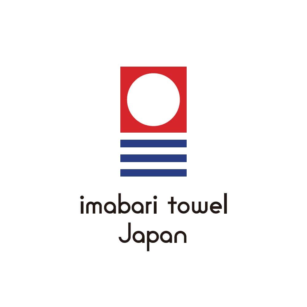 タオル産地の今治で丁寧に織上げました