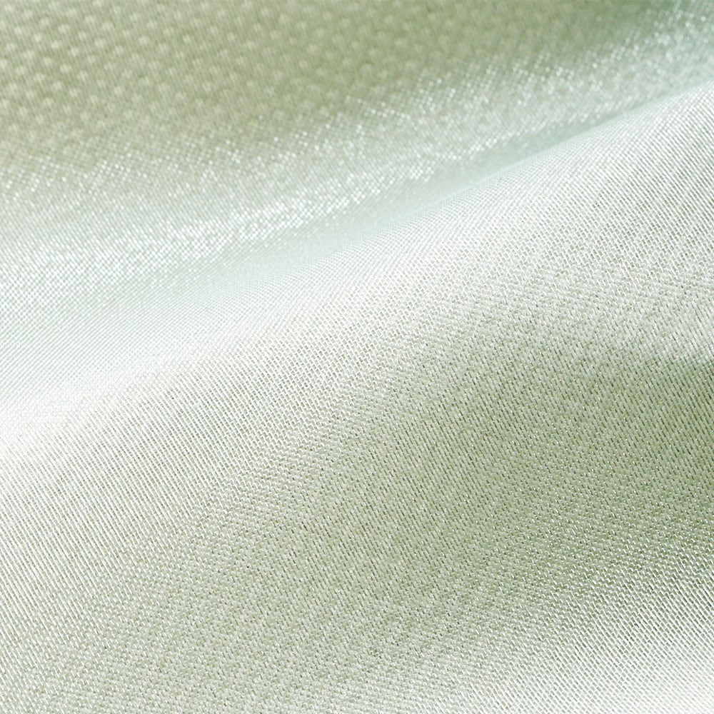 上品な光沢のあるオーガンジー素材