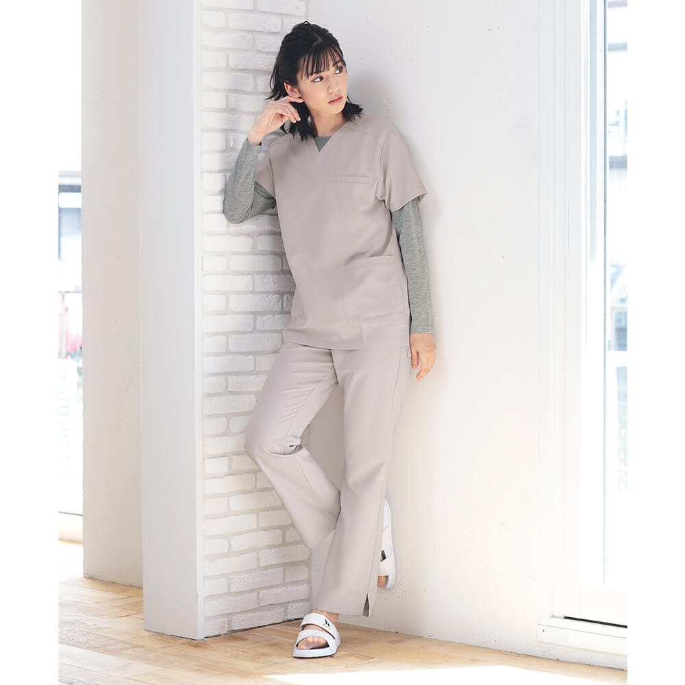 白衣や看護師・ナース用品の通販-ナースリー公式オンラインショップ / グレートバディ スクラブインナー