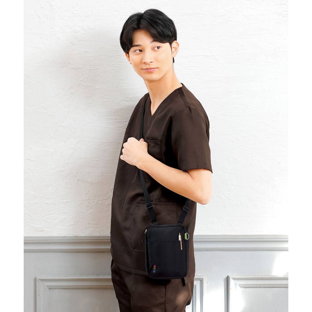 肩掛け使いは多用途に